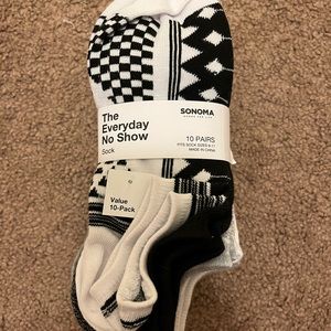 SONOMA-NWT-Women’s Socks 10 Pack- with snugadoo soft pair